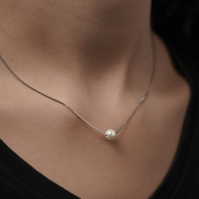 925 Silver Necklace with White Pearl